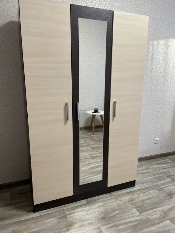Новосибирск: Апартаменты Ясный Берег 25