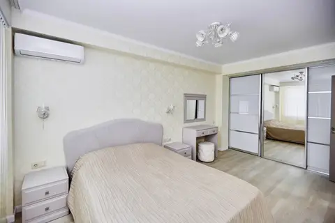 Квартира Парк апартментс — фото 1