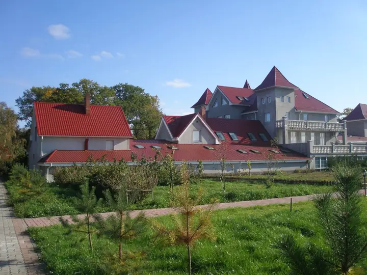 Зеленоградск: Гостевой Дом У Озера Baltik Resord