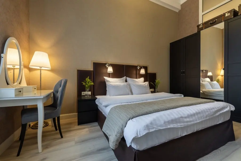 Санкт-Петербург: D Apartments (Д Апартменс) на улице Чайковского