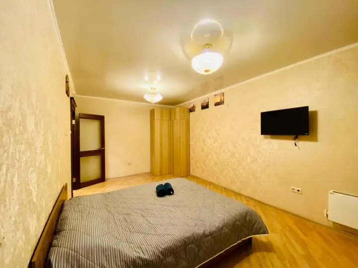 Ватутинки: Апартаменты Pant Family House на Нововатутинском проспекте 13