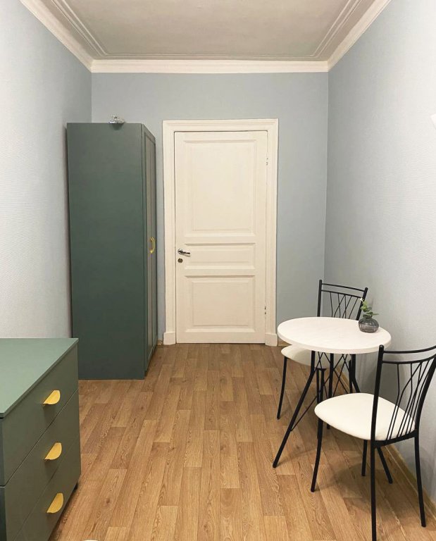 Санкт-Петербург: Меблированные Комнаты Modern room #4 on Pushkinskaya st.