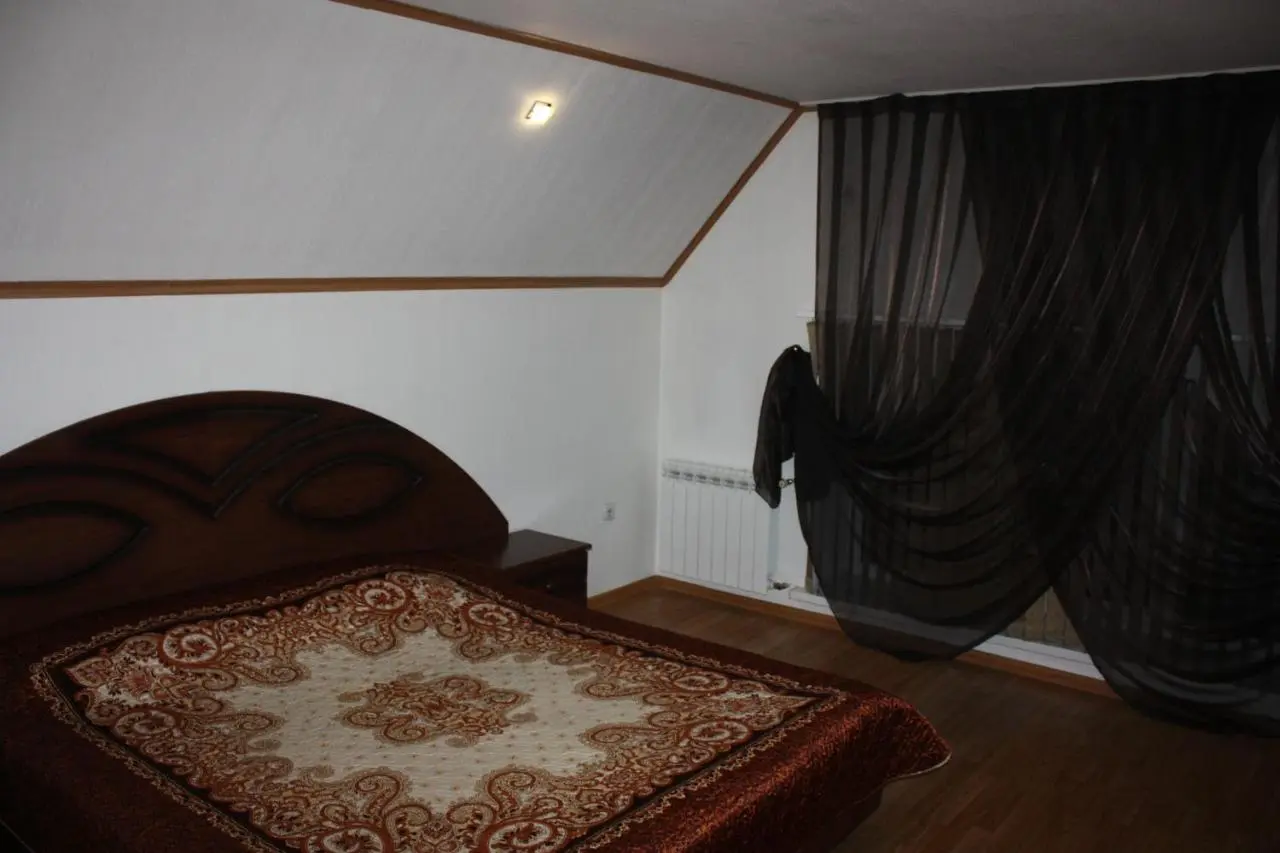 Нальчик: Guest House on Idarova 16