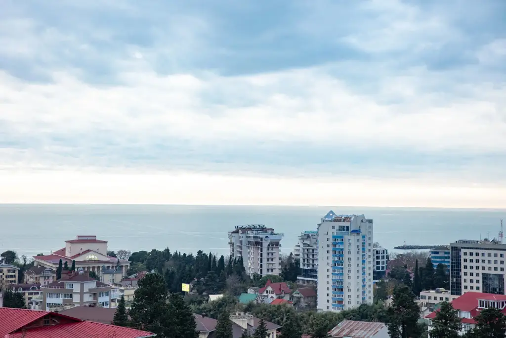 Сочи: Апартаменты Трехкомнатные на Светлане
