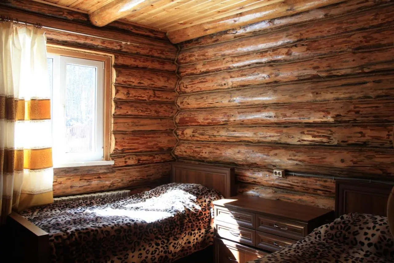 Терскол: Guest HOUSE SROOB v Lesu