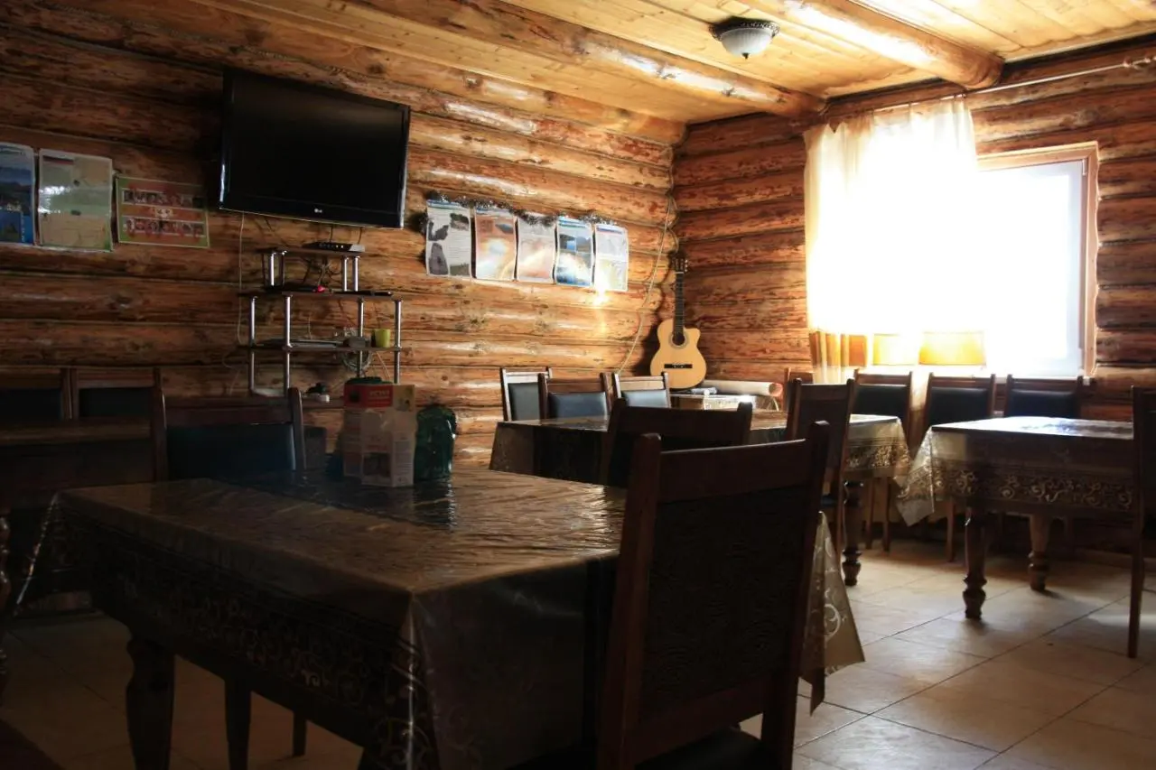 Терскол: Guest HOUSE SROOB v Lesu