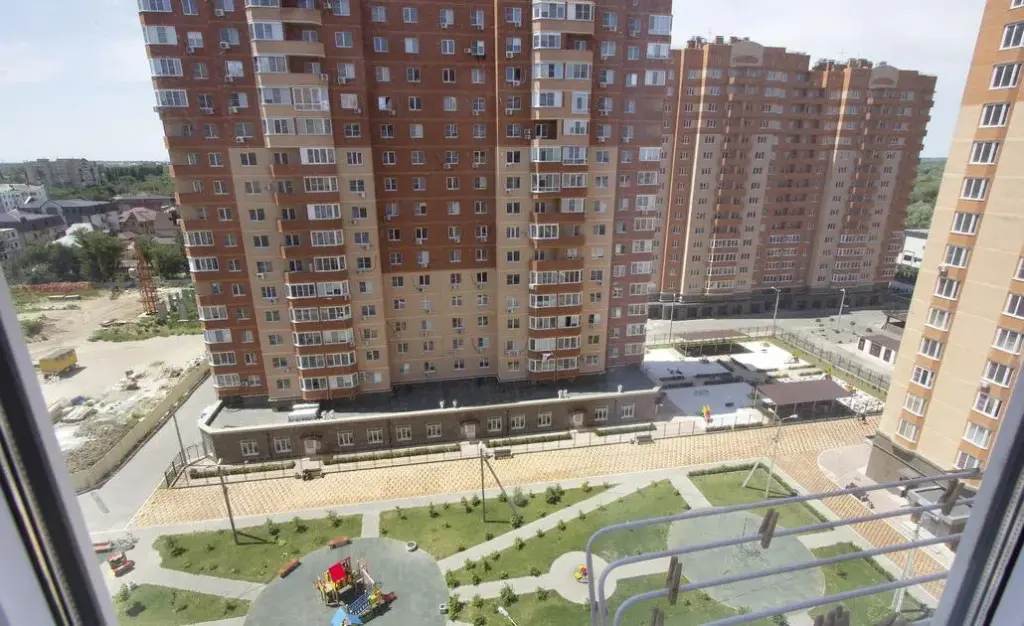 Астрахань: Green FOX на Латышева 3Е/1