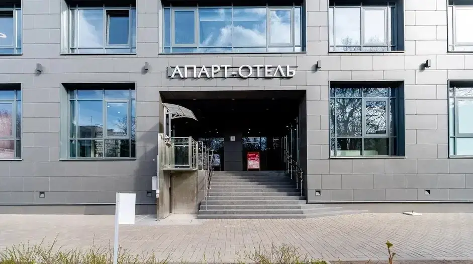 Отель Урбаника на Мужества — фото 1