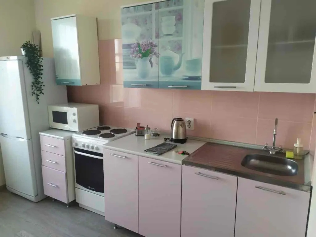 Екатеринбург: Квартира Кольцово Хоум на Бахчиванджи 15
