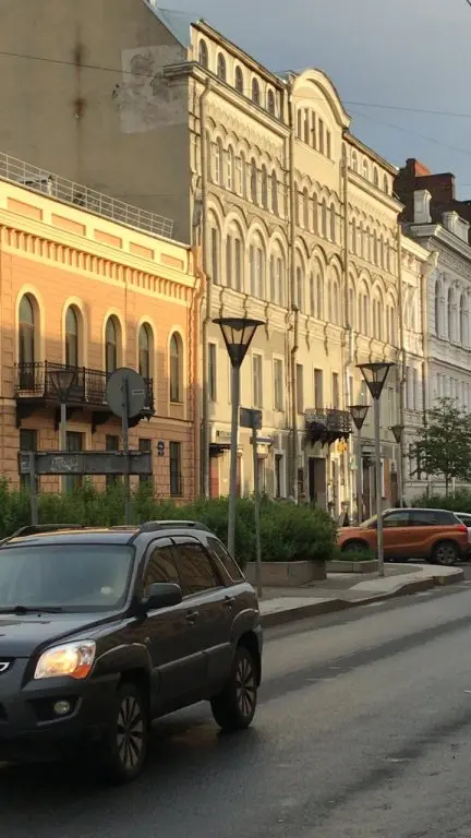 Санкт-Петербург: Квартира Двухэтажная в Центре