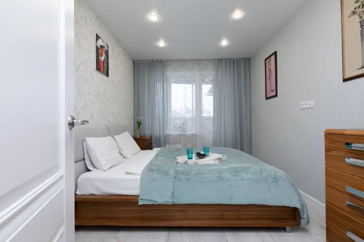 Екатеринбург: Апартаменты RentHouse Репина 17А