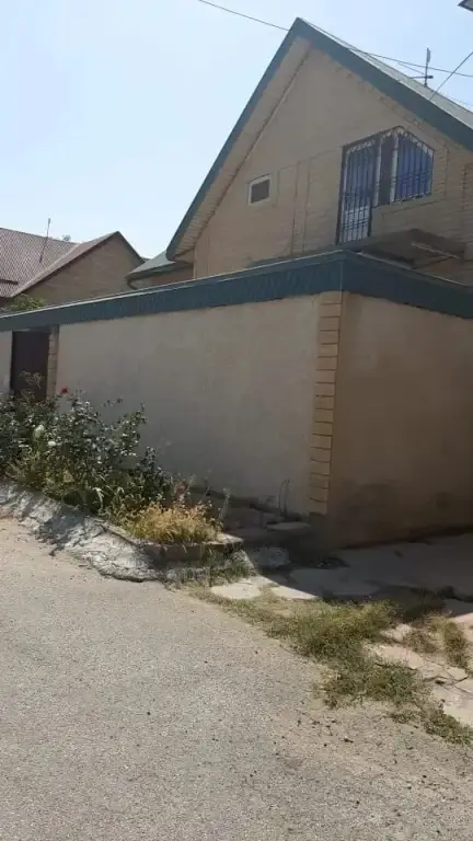 Махачкала: Aha Guest House