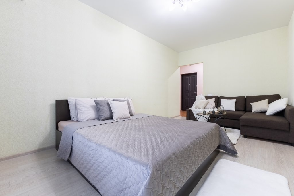 Казань: Апартаменты Comfort Home на улице Алексея Козина 3A
