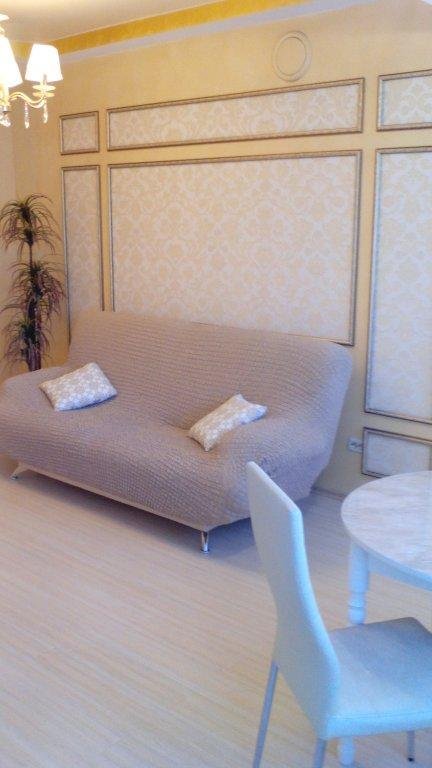 Киров: Vash Dom Na Moskovskoy 107 Apartments