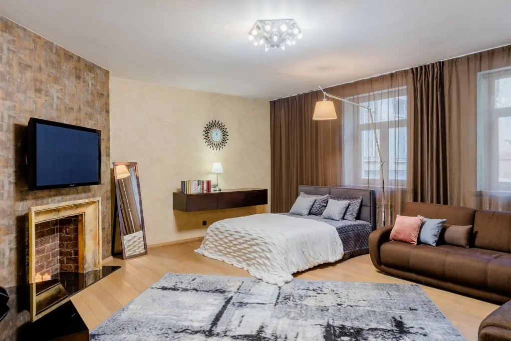 Санкт-Петербург: Voznesensky 2 bedrooms 6 persons