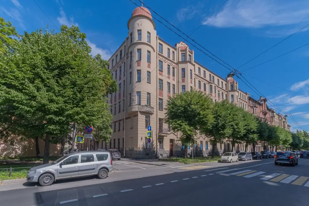 Санкт-Петербург: Апартаменты KM на Красного Курсанта