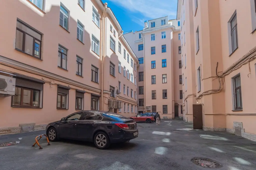 Санкт-Петербург: Апартаменты KM на Красного Курсанта
