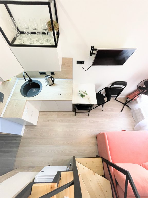 Санкт-Петербург: Апартаменты Rent4you Vladimirsiy 10