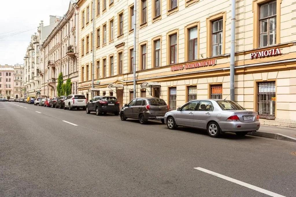 Санкт-Петербург: Апартаменты на Зверинской