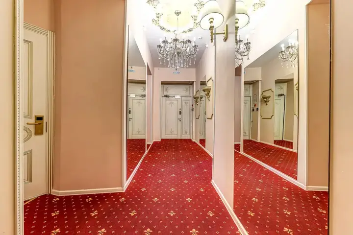 Санкт-Петербург: Меблированные комнаты Grand Old City Apartments