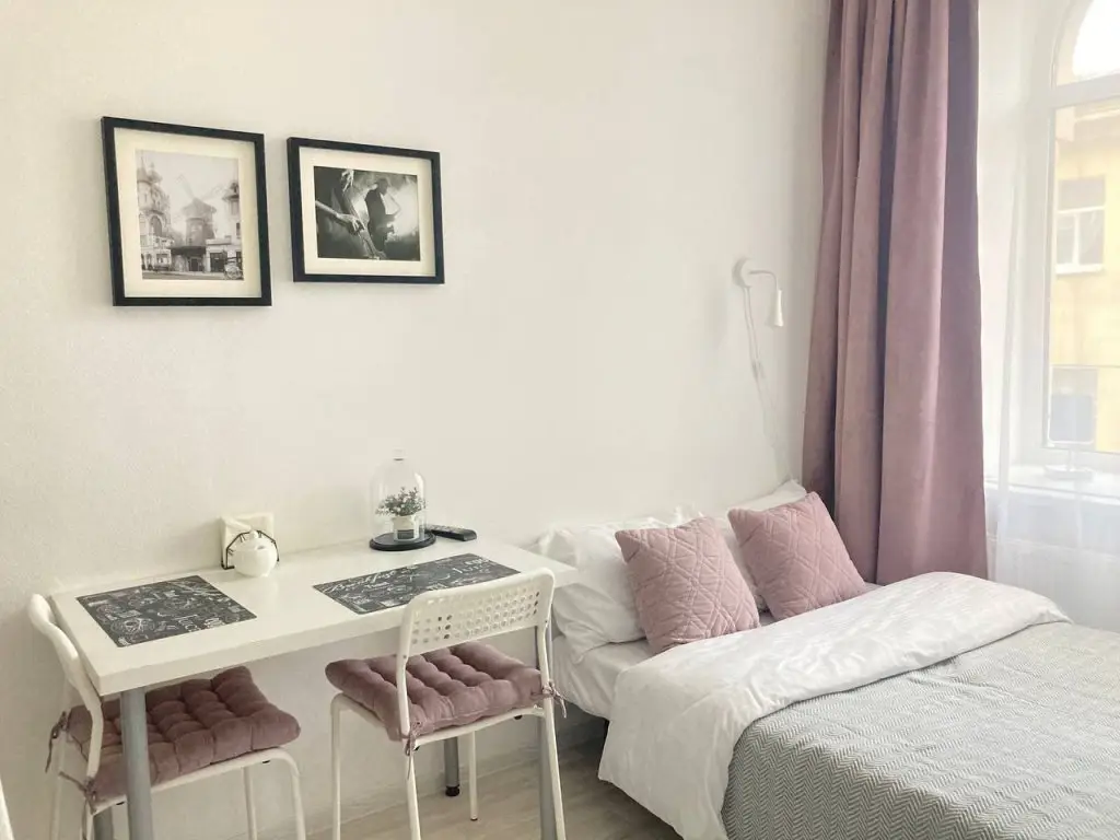 Апартаменты Sutki Rent в Доходном Доме Безобразовой — фото 1