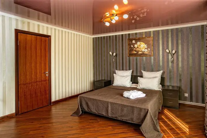 Калуга: Yolki Hostel