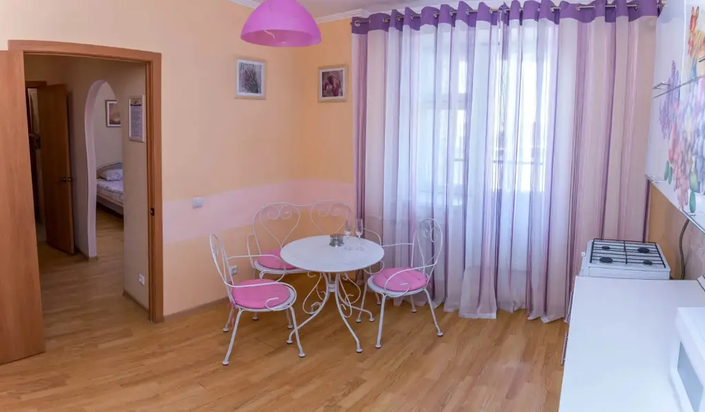 Стерлитамак: Kvartirnyij Vopros Na Yurmatinskoj 1A Apartments