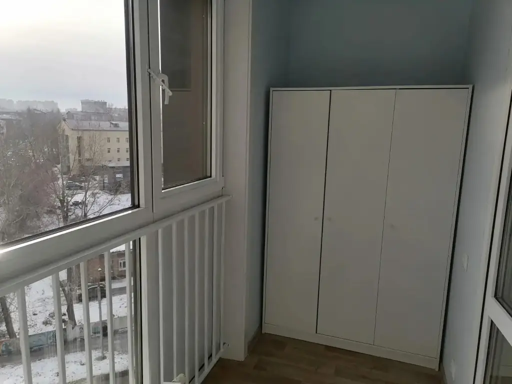 Иркутск: Апартаменты на улице Лызина 9