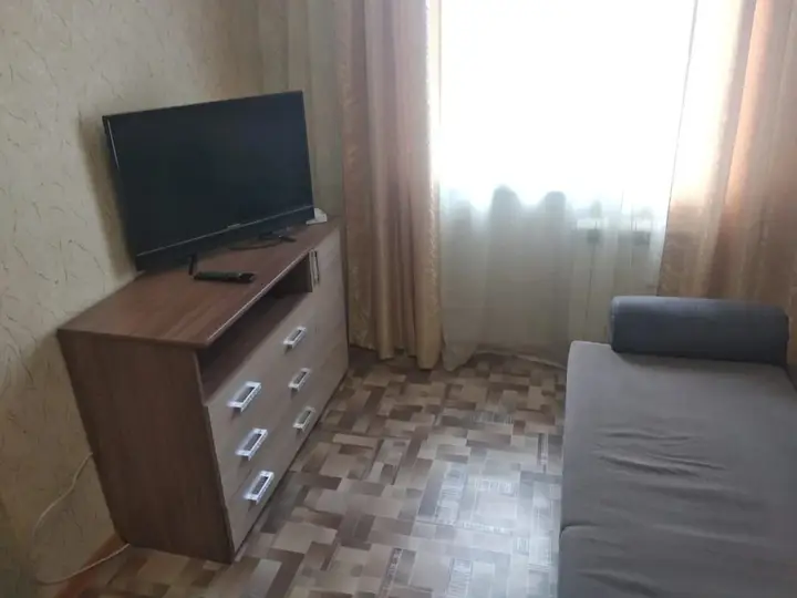 Красноярск: Квартира на Улице Республики 35