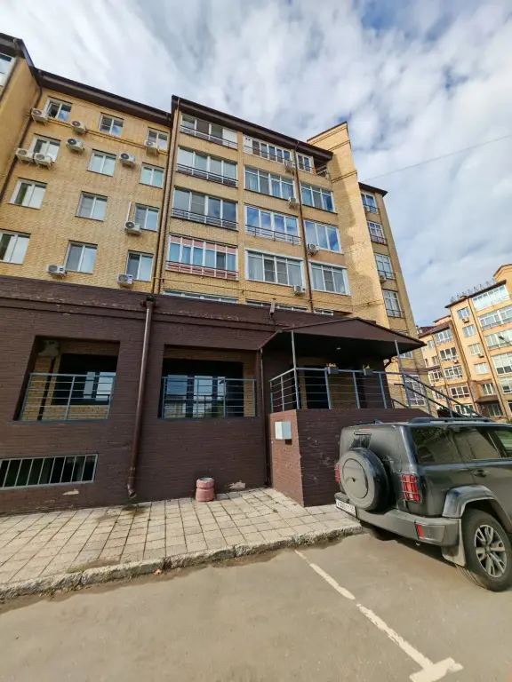 Омск: Апартаменты на Шукшина