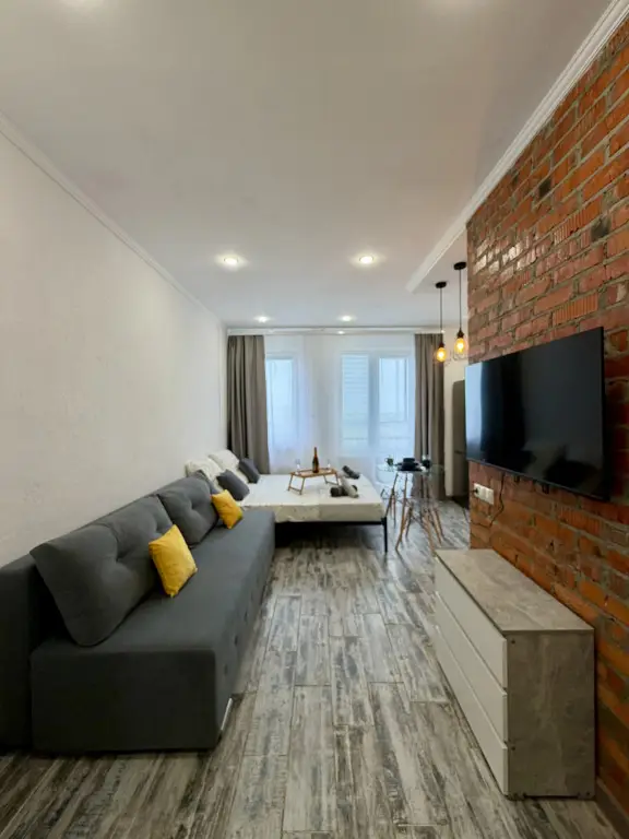 Долгопрудный: Квартира Loft студия с видом на реку