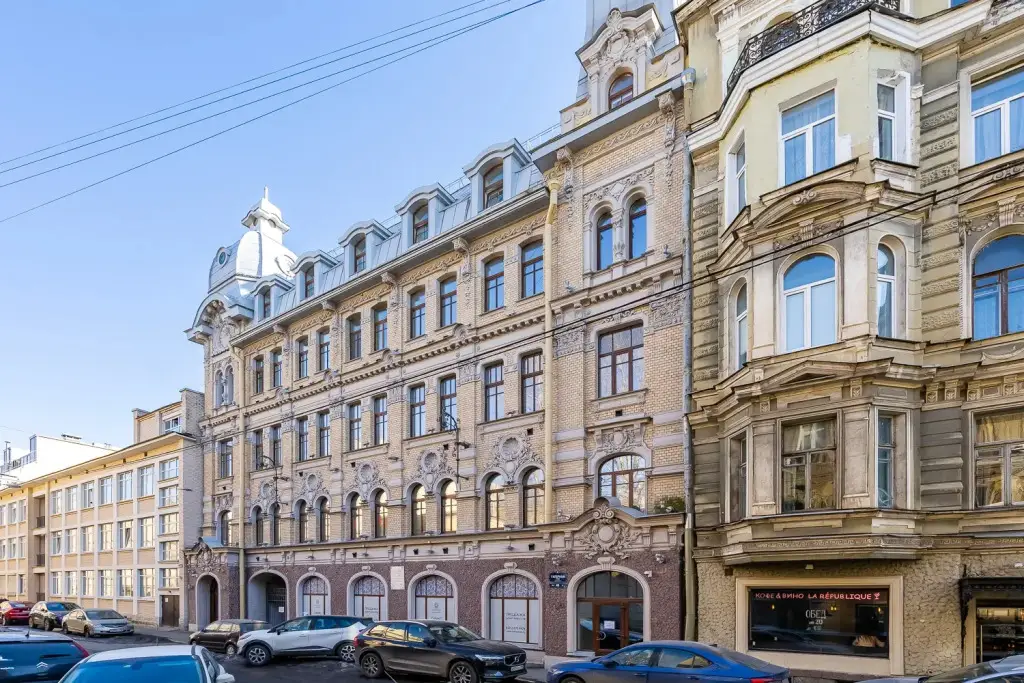 Sukhaparina: Апартаменты бизнес-класса у Мариинского театра