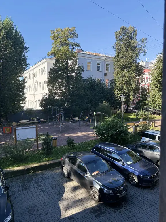 Санкт-Петербург: Квартира Студия с французским балконом Tina Rental Studio