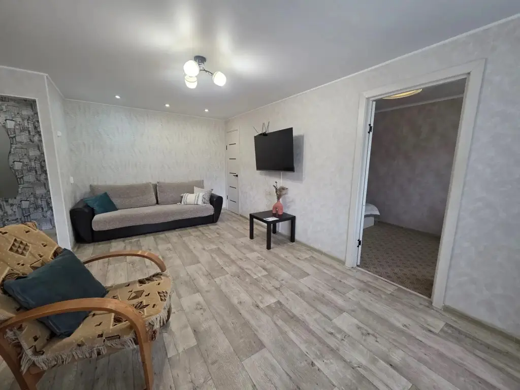 Петропавловск-Камчатский: Апартаменты трехкомнатные от Welcome Home