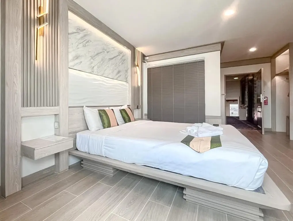 Пхитсанулок: Ruean Phae Royal Park Hotel