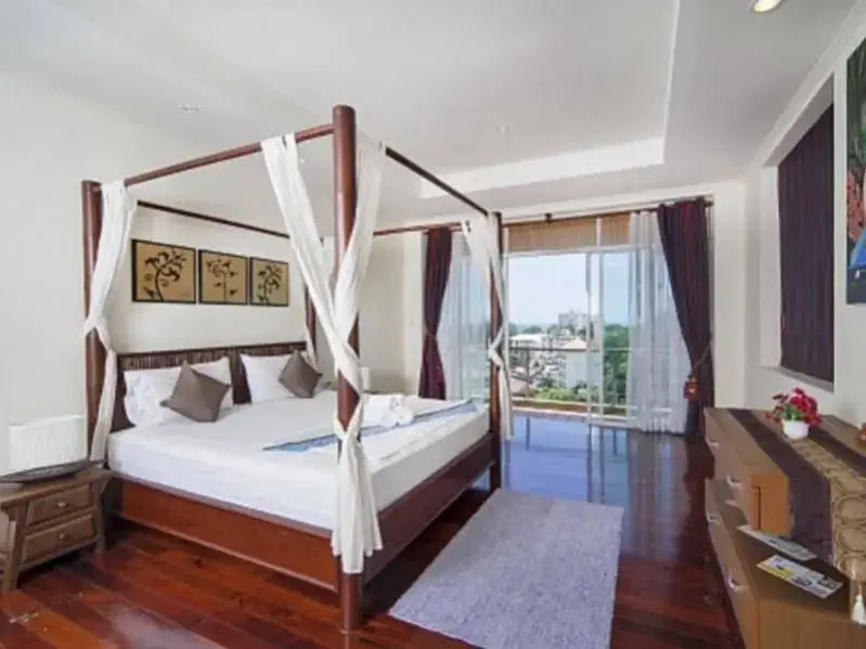 Муанг: Karon Hill Villa 19