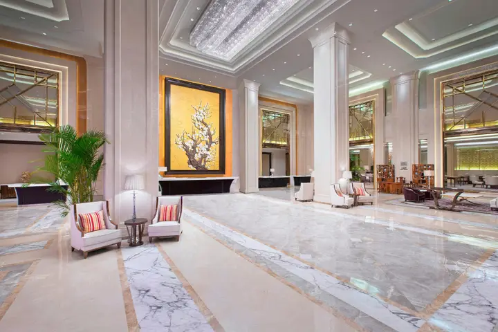 Ухань: Sheraton Grand Wuhan Hankou Hotel