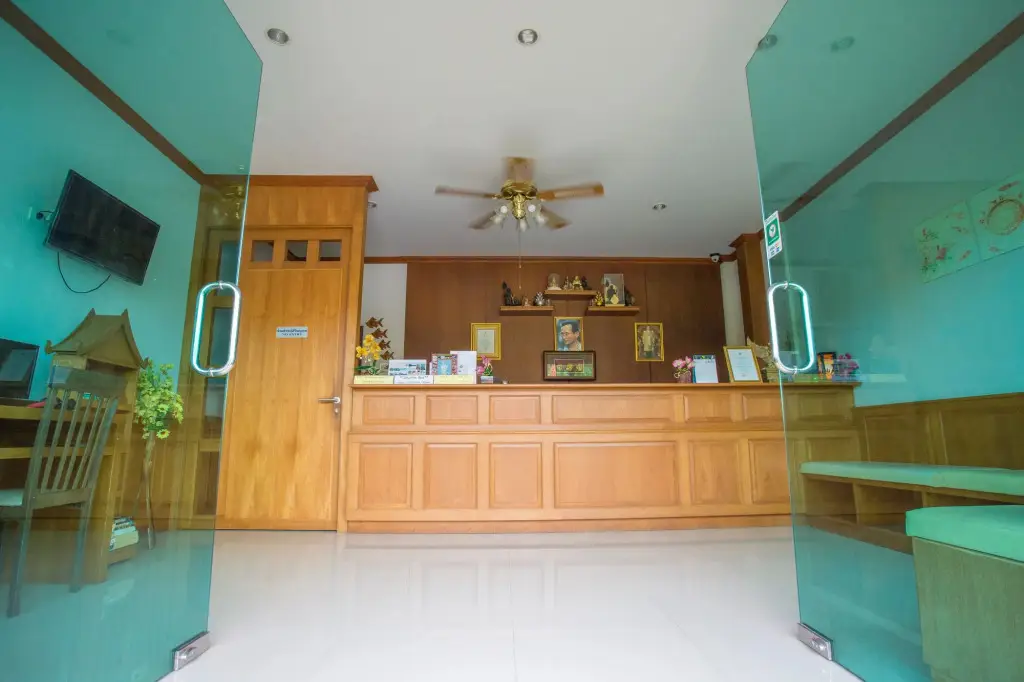Тхаланг: Phuket Airport Villa