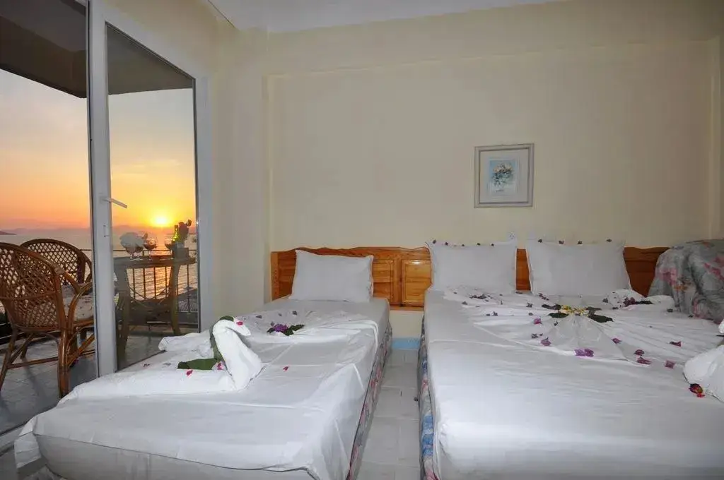 Фетхие: Deniz Otel