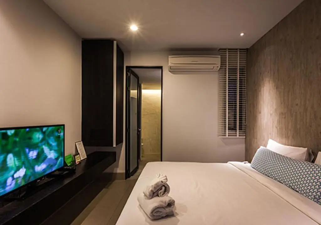 Чаам: Baby Grand Hua Hin