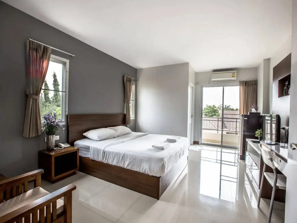 Чонбури: Central Place Serviced Apartment