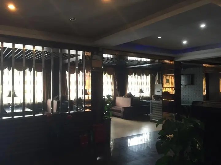 Нанкин: Outai Business Fast Hotel Lukou Boutique