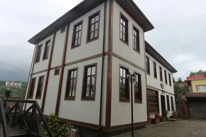 Трабзон: Mehmet Efendi Konagi Otel Restaurant