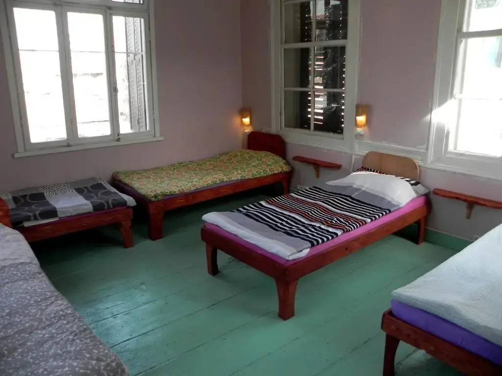 Измир: Lotus Garden Hostel