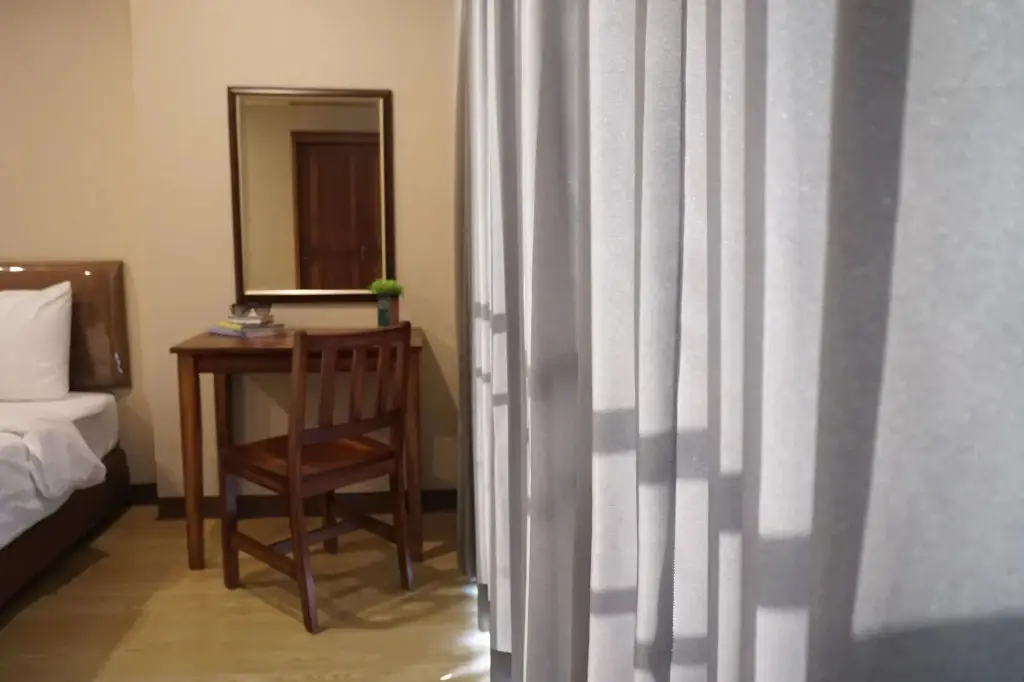Транг: Chompu Nakarin Apartment