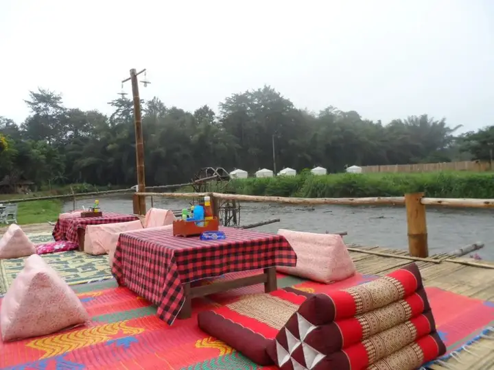 Паи: Giant House Riverside