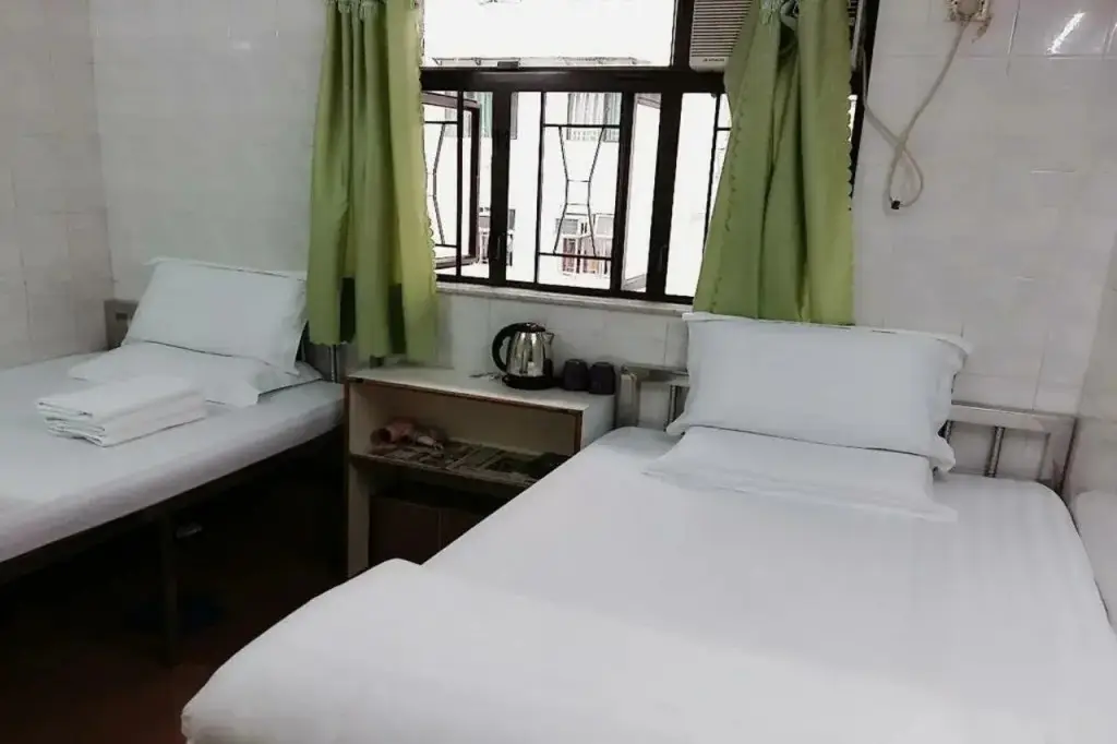Гонконг: New Yan Yan Guest House
