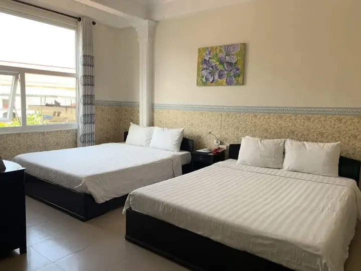 Хюэ: Jade Hotel