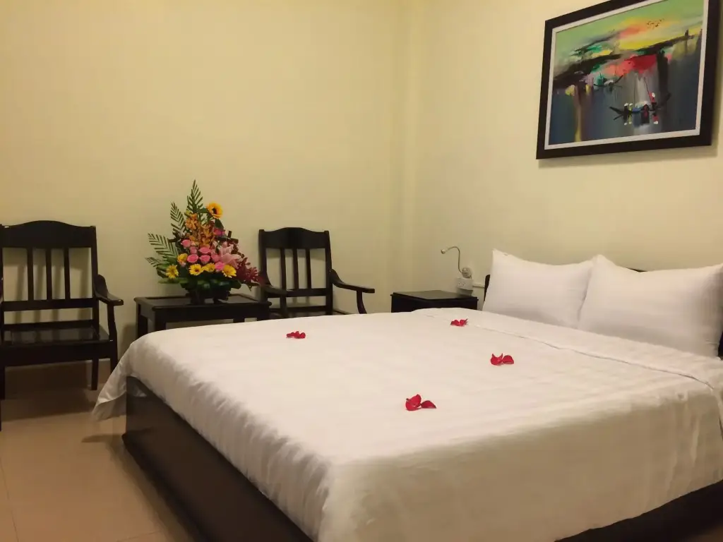 Хюэ: Jade Hotel