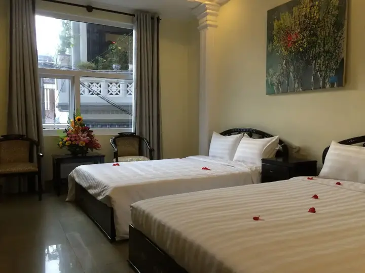 Хюэ: Jade Hotel